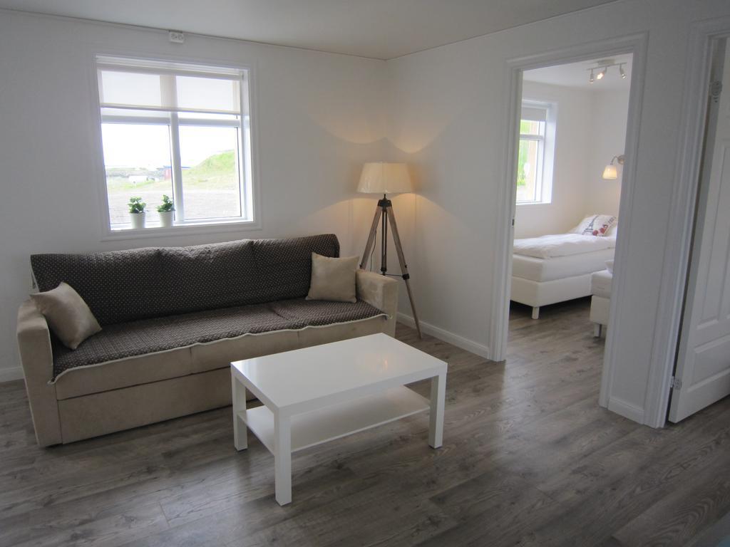 Apartment By The Sea Хофн Экстерьер фото