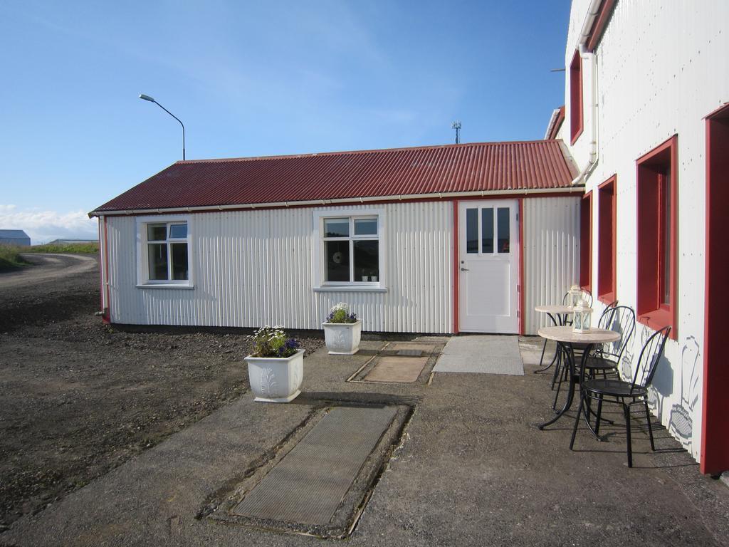 Apartment By The Sea Хофн Экстерьер фото
